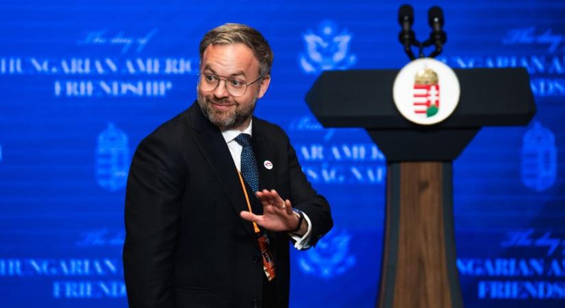 Orbán Balázs lemondott az MCC kuratóriumának éléről