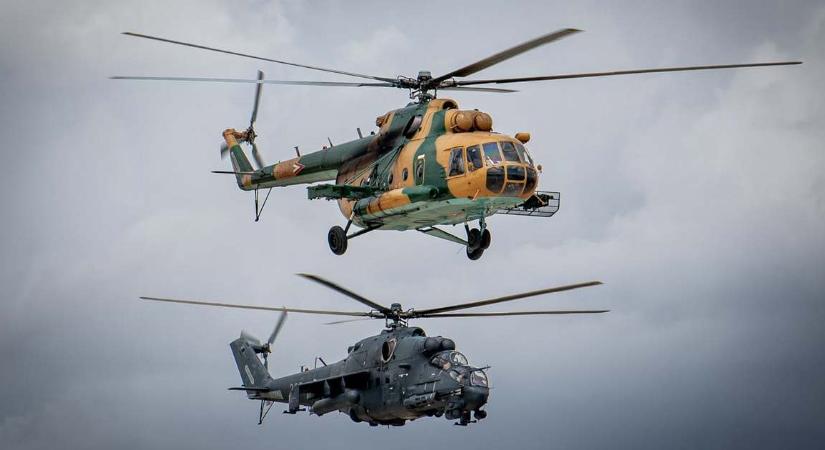 Elbúcsúztatták Szolnokon a Mi-24 harci és Mi-17 szállító helikoptereket