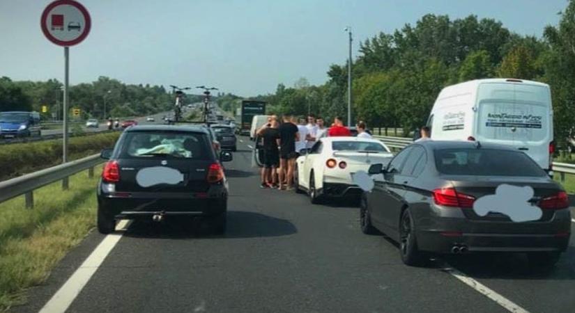 Inkább el se indulj a Balatonra: áll az M7-es és M1-es autópálya, már a közös szakaszon is kilométeres a dugó