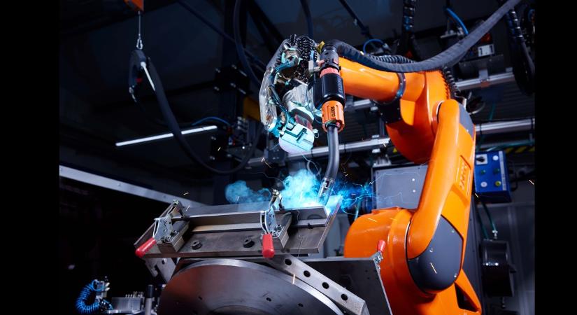 Használt hegesztőrobotok: miért lett kulcskérdés a rugalmas automatizálás amagyar gyártásban?