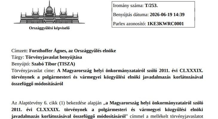 Benyújtották a polgármesteri bérek befagyasztásáról szóló törvényjavaslatot