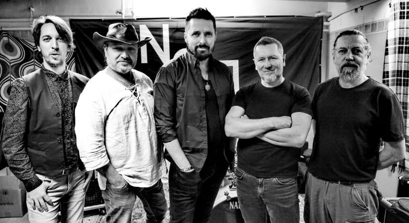 Gitárszólók, blues és kirobbanó vitalitás – ilyen a szombathelyi Novelzone zenekar világa