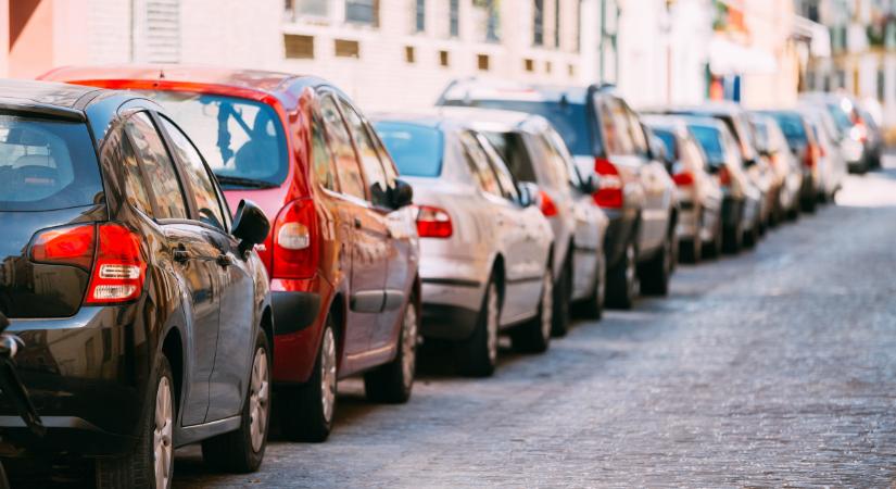 Elmarad az ígért parkolási kedvezmény a fővárosban