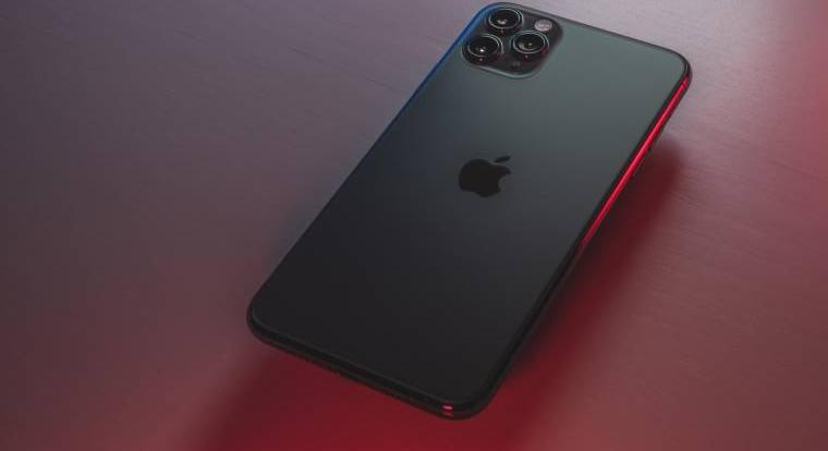 Súlyos biztonsági hibát találtak régebbi iPhone-okban, amit az Apple sem tud kijavítani