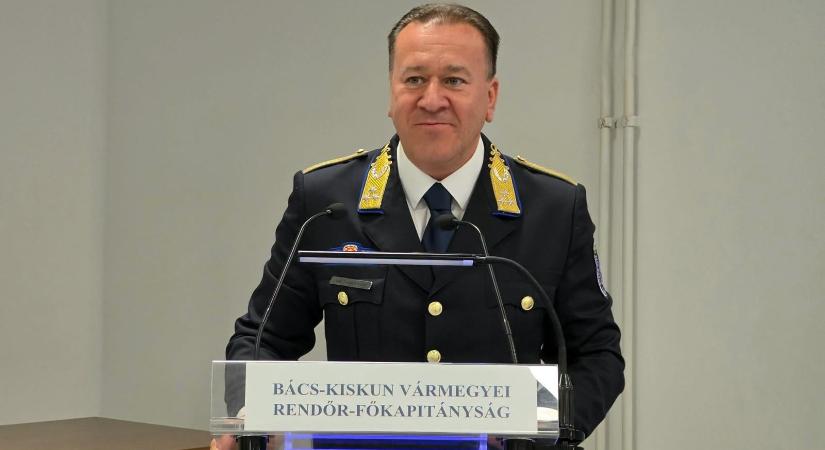 A belügyminiszter bő egy héttel kinevezés után már fel is mentette a Bács-Kiskun megyei rendőrfőkapitányt
