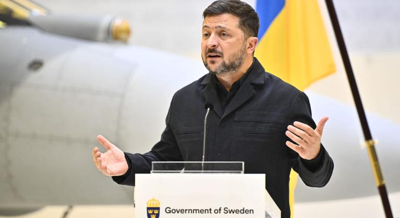 Zelenszkij felszólította Lukasenkát, hogy távolítsa el az orosz katonai berendezéseket az ukrán határ közeléből