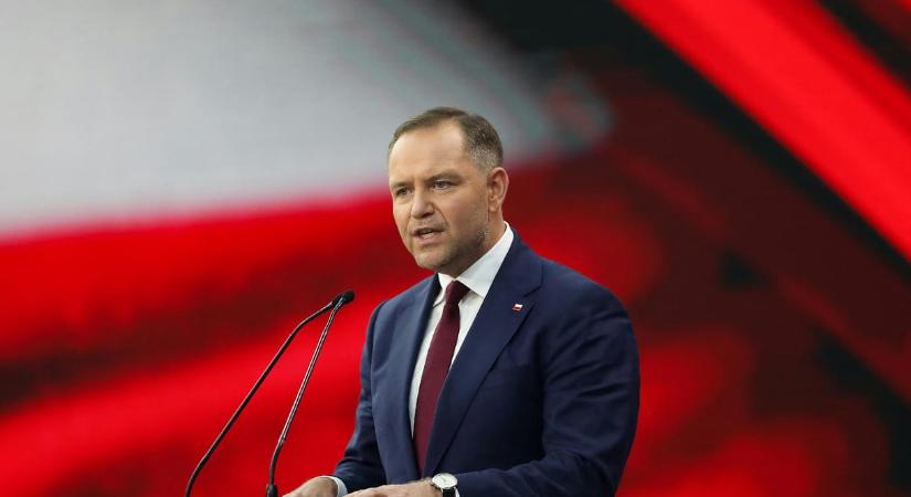 Megfosztotta Volodimir Zelenszkijt a legmagasabb lengyel kitüntetéstől Karol Nawrocki