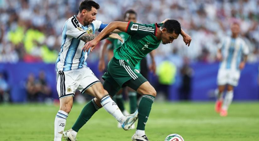 Algéria panaszt nyújtott be, amiért Lionel Messi megúszta a taposást