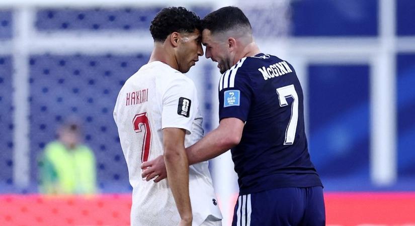 Az idei vb leggyorsabb gólja után rendhagyó emlékezés: elhunyt szurkolónak tapsolt a bostoni stadion (VIDEÓ)