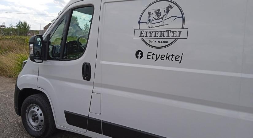A Boci-boci tarka miatt áll a bál Etyeken