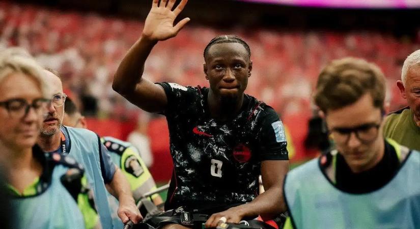 „Láttam a lábát, lövésszerű hangot hallottam” – Sokkolta a kanadai válogatottat Ismaël Koné horrorisérülése
