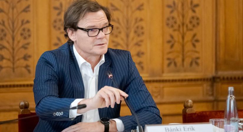 A pártokon átívelő fővárosi korrupciós ügy kulcsfigurája azt vallotta: váratlanul Bánki Erikbe botlott az Oxygen Wellness VIP-részlegén