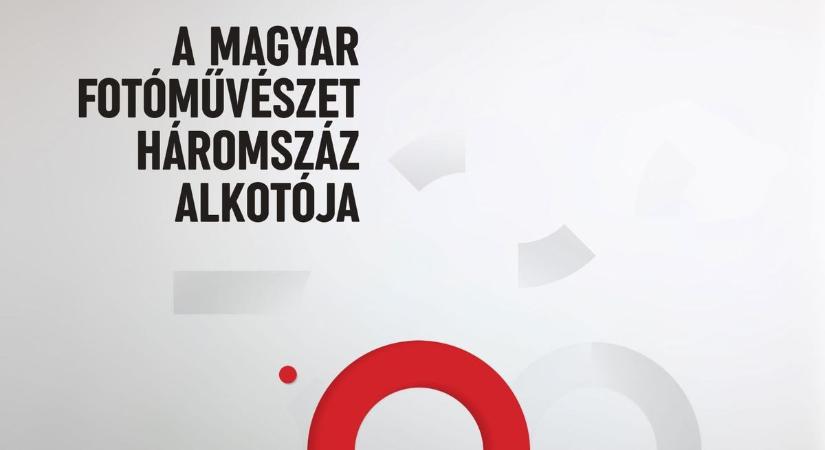 Pécsi fotóművészek is bekerültek a magyar fotográfia nagykönyvébe