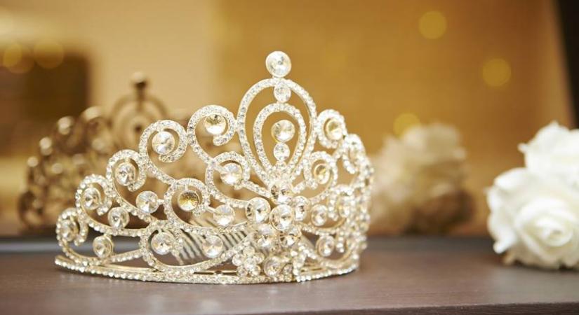 Ő lett a 2026-os Miss Universe Hungary: a gyönyörű, szőke Kamilla nyerte a szépségversenyt