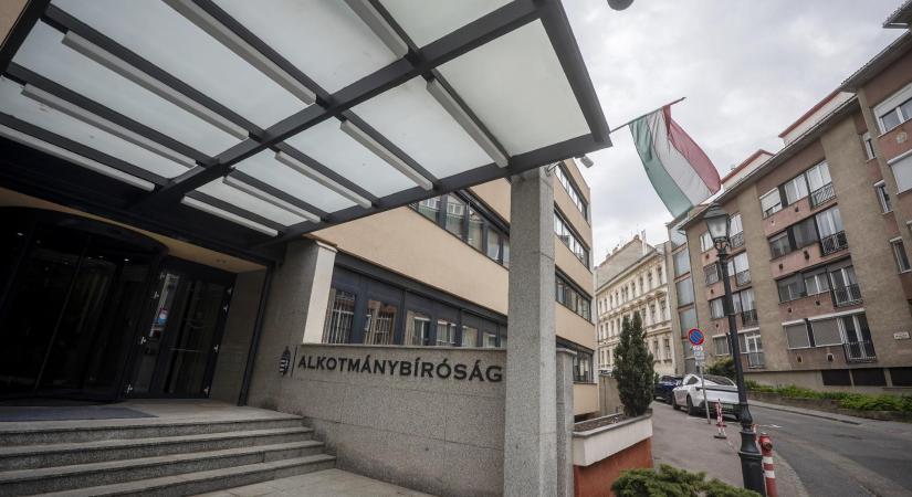 Magyar Péter sógora titkos megállapodást kötött az egyik alkotmánybíróval - állítja a Fidesz