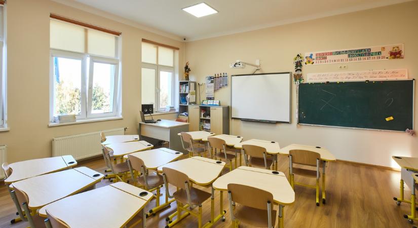 900 ezer diákra vár még egy kellemetlen feladat, pedig az iskolának már vége