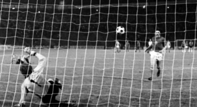 „Az egyetlen hátránya, hogy nem kapok érte jogdíjat” – 50 éve lőtte Panenka a legendás tizenegyesét