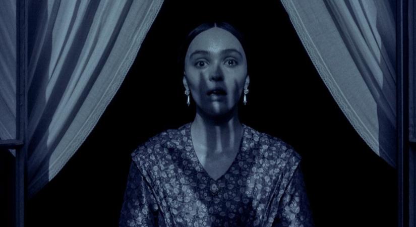 Megjött az első kép a Nosferatu rendezőjének farkasemberes filmjéből, ami alapján átvitt értelemben és szó szerint is fagyos lesz benne a hangulat