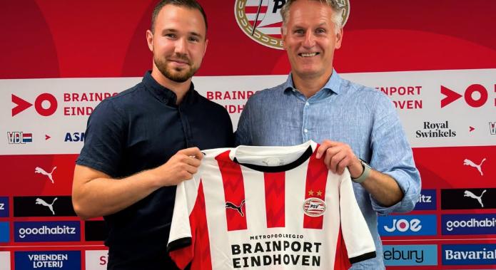 Feljebb lépett a ranglétrán a PSV magyar utánpótlás-edzője