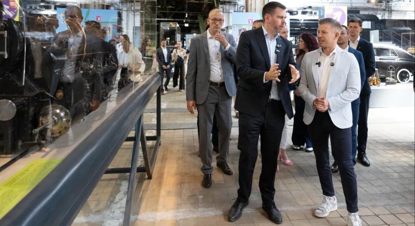 Az elektromos rollerek 20-25 km/h-s sebességkorlátozását írná elő Vitézy Dávid a KRESZ-ben