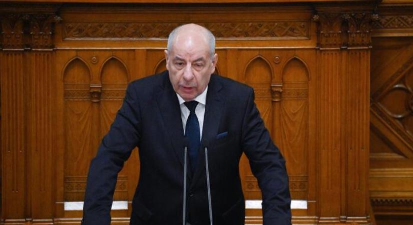 Titkos paktummal vádolja a Fidesz Magyar Péteréket