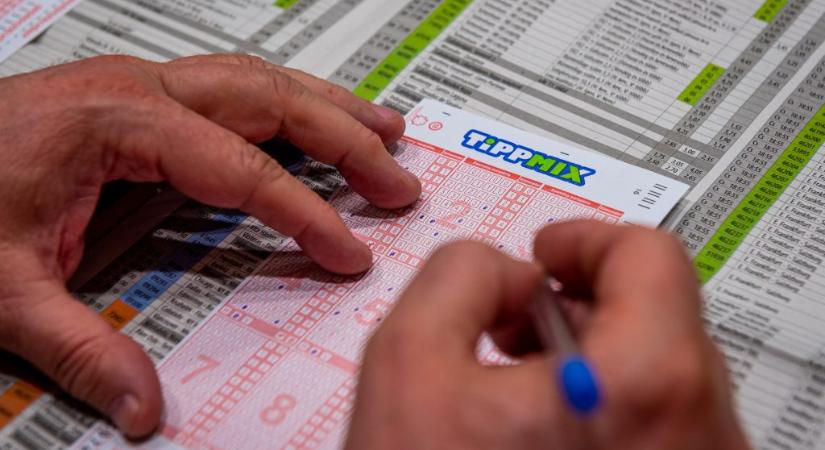 100 forintos téttel 151 ezret nyert egy sportfogadó a foci-vb-n
