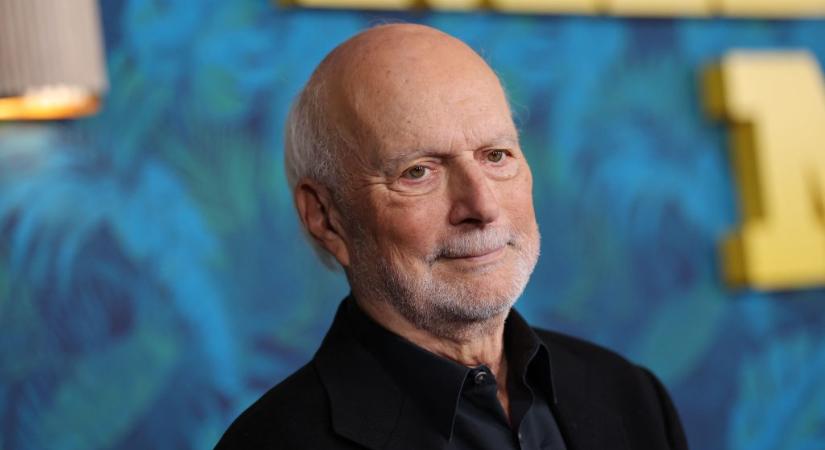 Meghalt James Burrows, a Jóbarátok és az Agymenők rendezője