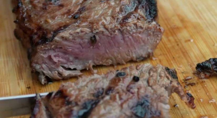 A tökéletes steak 5 egyszerű lépésben - pácolva, grillezve, ahogy kell