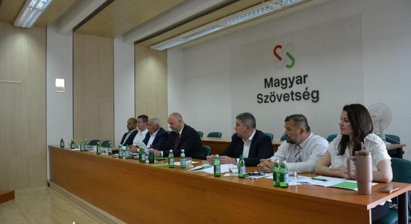 Berényit és Csengert támogatja megyeelnökjelöltként a Magyar Szövetség OT-je – Berényi még nem mondott igent