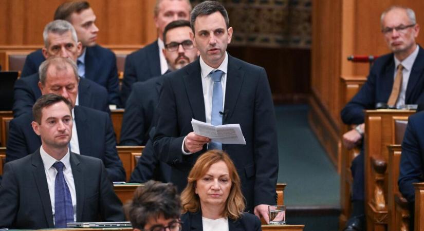 Tovább hazudozik a Fidesz, miután elbukott a Sulyok nevű trógerjük puccskísérlete
