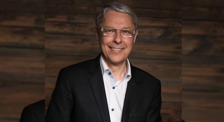 Repülőgép-balesetben elhunyt Claude Guillemot, a Ubisoft társalapítója