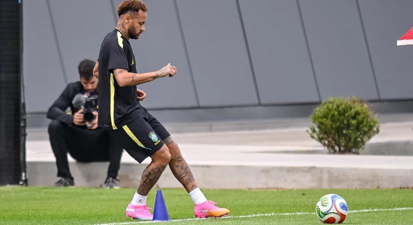 Ancelotti ígéri, Neymar az utolsó csoportmeccsen már bevethető lesz