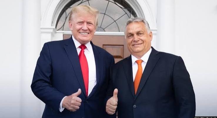 Megvalósult a hülyék paradicsoma: autokráciának hívják