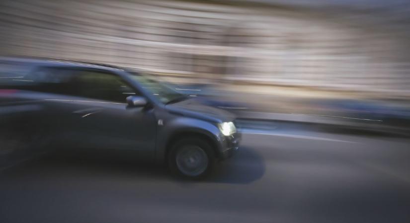 Kiakasztották a Kassai úton élőket a driftelő és rotyogtató „észlények” – videóval