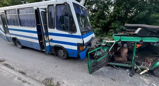 Végzetes baleset Kijev közelében: egy kétéves gyermek meghalt, kilencen megsérültek