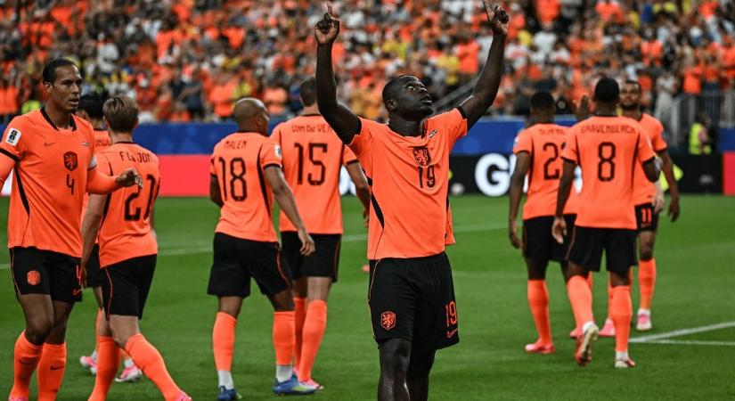 Oranje-parádé: Hollandia öt góllal küldte padlóra Svédországot