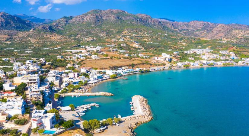 Görögország: piszkosul erős lehet az idei nyár, történelmi rekord közelében a turizmus bevétele