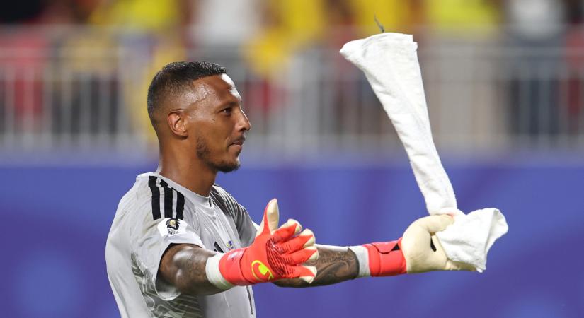 Történelmi pontot mentett Curaçao-nak Eloy Room: 15 védés Ecuador ellen