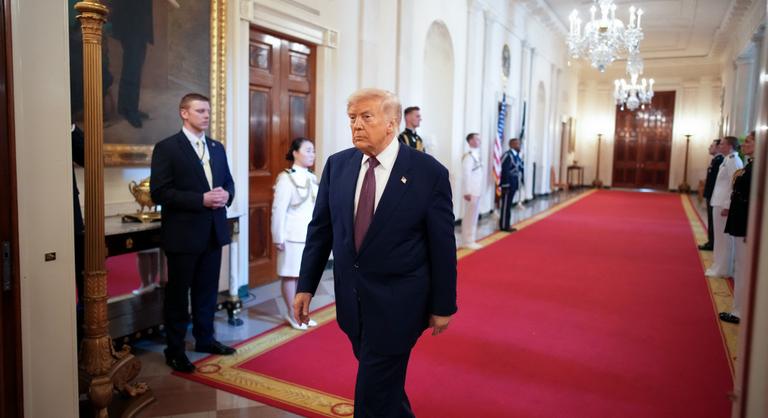 Donald Trump szerint jól hangzik, hogy Hitlerhez, Maohoz és Sztálinhoz hasonlítják