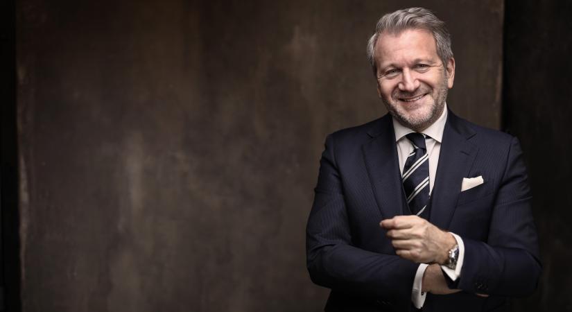 A stílus egy saját kézzel rajzolt önarckép