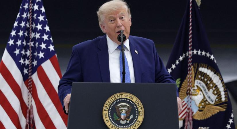Váratlan bejelentést tett Trump a Hormuzi-szorosról