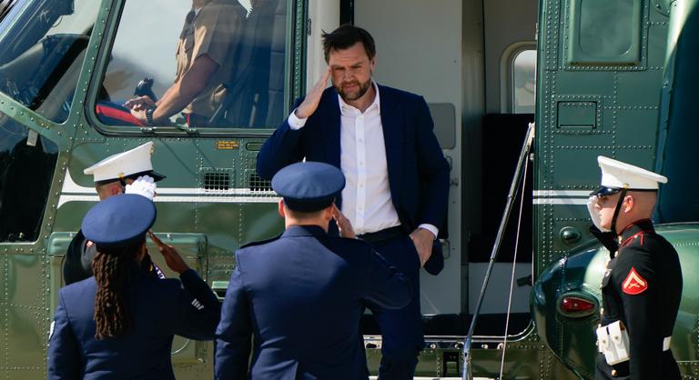 JD Vance is Genfbe utazott, megkezdődnek a sorsdöntő tárgyalások Iránnal