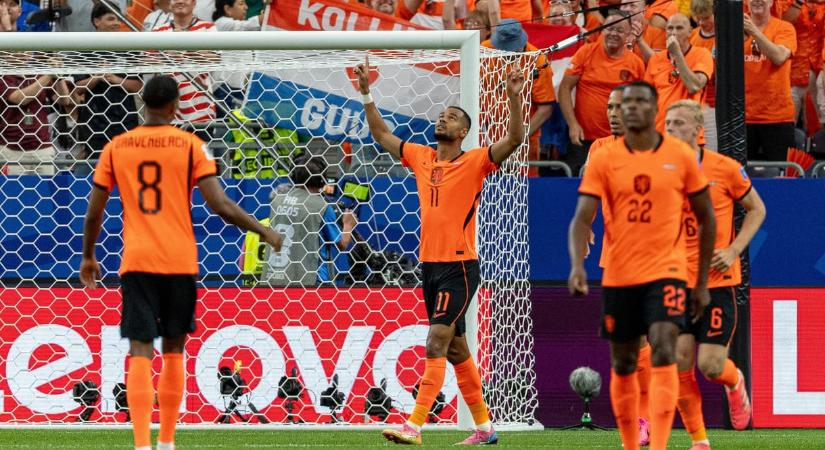 Két rekordot is átadott a múltnak 5-1-es győzelmével a holland válogatott