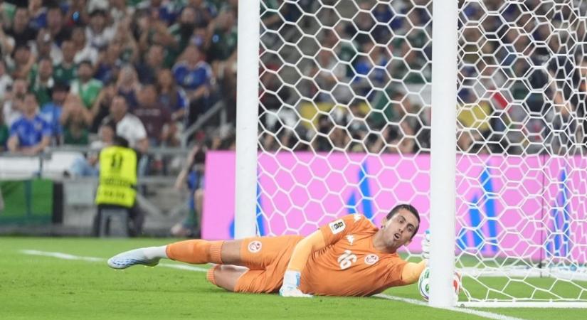 Kapusparádéval jött a történelmi pont, van egy újabb kiesőnk – ez történt a vb-n