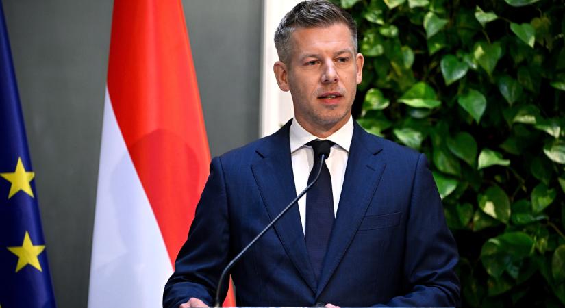 Tisza-kormány: folytatódik a köztársasági elnöki pozícióról szóló vita, reagáltak a vidéki polgármesterek a bércsökkentési tervekre