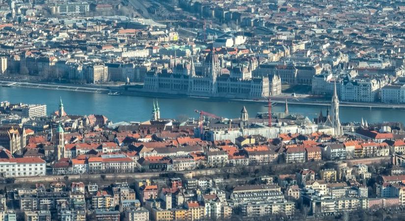 Szenvednek az erős forinttól a magyar szállodák