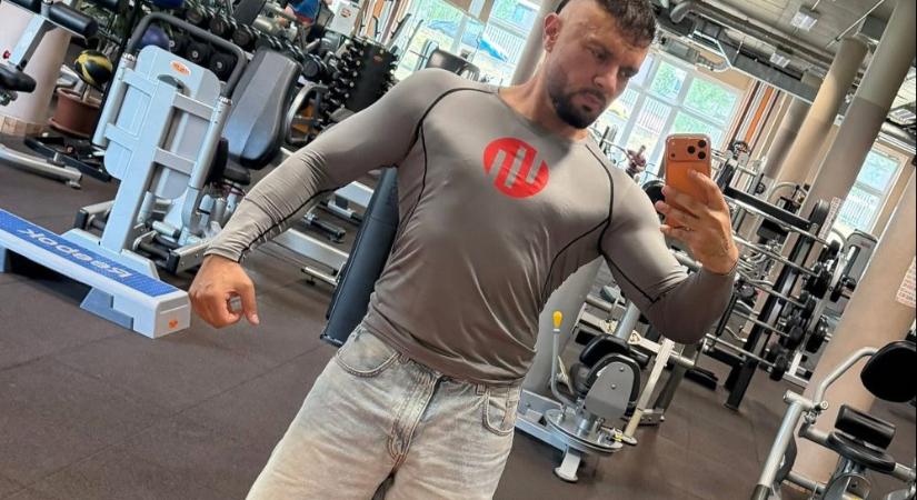 Kigyúrta magát Gáspár Laci