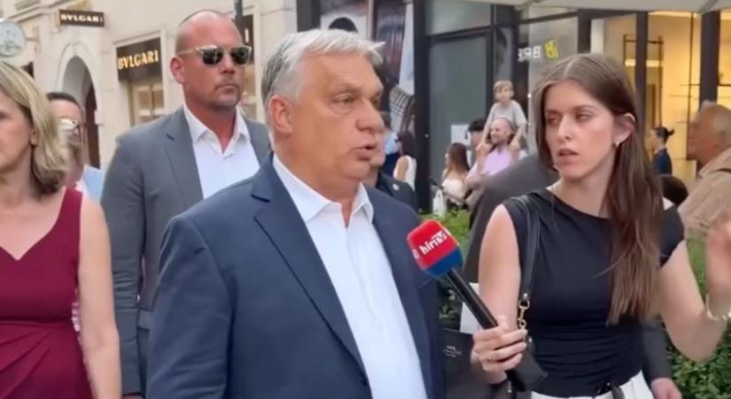 „Nemzetközi escortfiú” – Orbán Viktor testőrök mögé bújva üzent a nyílt utcáról