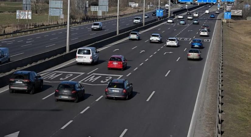 Friss útinformációk: műszaki hiba és útépítések lassítják a közlekedést