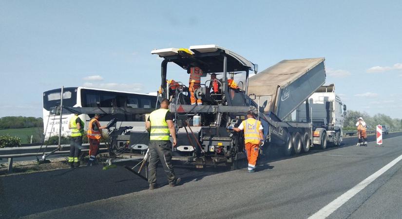 Újabb helyszíneken kezdődik felújítás az M3-ason